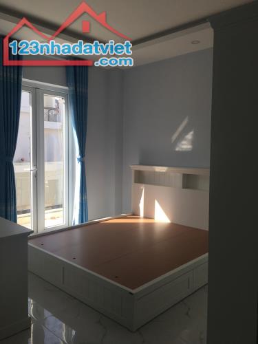 Cho thuê nhà KDC Valencia, Phú Hữu, Quận 9, DT 75m2, 4PN, nhà trống, giá tốt 12tr.tháng - 3