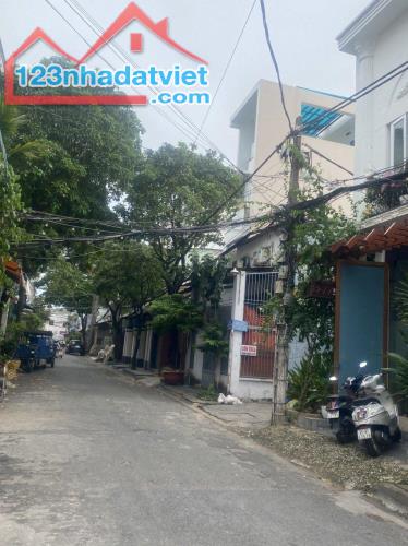 Bán nhà HXH Phan Sào Nam-ngang 4.7m-an ninh-gần chợ-giá tốt