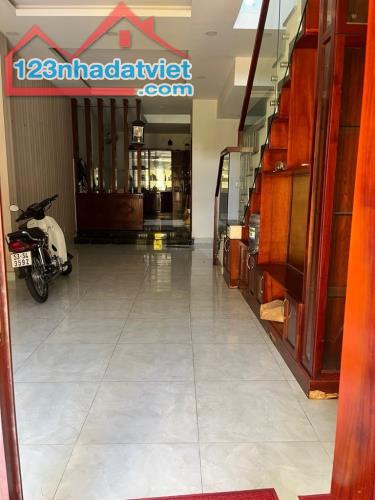 Bán nhà HXH Phan Sào Nam-ngang 4.7m-an ninh-gần chợ-giá tốt - 1