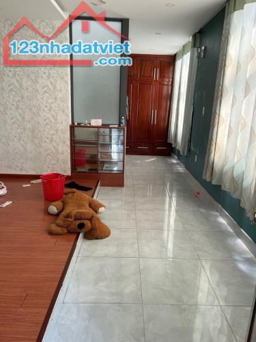 Bán nhà HXH Phan Sào Nam-ngang 4.7m-an ninh-gần chợ-giá tốt - 2