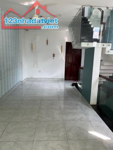 Bán nhà HXH Phan Sào Nam-ngang 4.7m-an ninh-gần chợ-giá tốt - 3