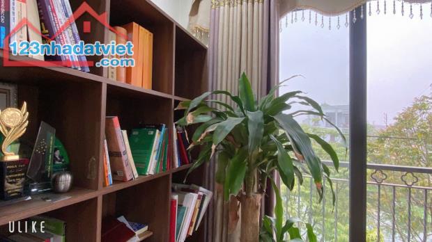 Siêu phẩm View hồ, khu Phân lô Ôtô tránh, hai thoáng 62m2 xây 4 tầng giá chỉ 10.5 tỷ.