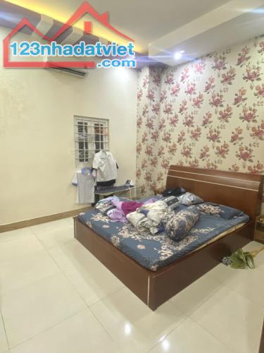Bán Nhà Gò Dầu – Tân Quý, Tân Phú – 3PN – Hẻm 6m Thông – SHR – Giá 6.5 Tỷ - 1