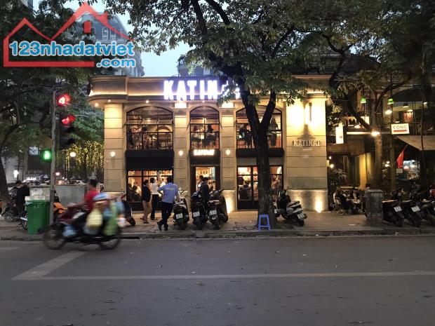 💥 NHÀ HÀNG MẶT PHỐ LÊ ĐẠI HÀNH, HAI BÀ TRƯNG, BIỆT THỰ ĐẲNG CẤP 306M2 3T MT 45M, CHỈ 290