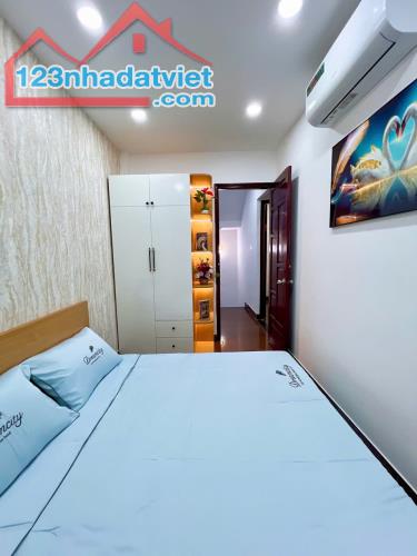 Bán nhà Nguyễn Văn Công, Gò Vấp – 4PN, 3 tầng, hẻm xe hơi, chỉ hơn 4 tỷ