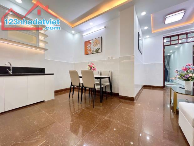 Bán nhà Nguyễn Văn Công, Gò Vấp – 4PN, 3 tầng, hẻm xe hơi, chỉ hơn 4 tỷ - 2