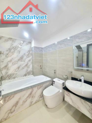 Bán nhà ĐẸP full Nội Thất 1 Trệt 2 Lầu,đường nhựa 12m,gần Metro Suối Tiên - 4