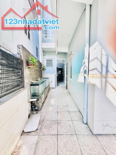 🍀 GIA CHỦ ĐÃ ĐI ĐỊNH CƯ CÒN DƯ LẠI CĂN NHÀ CẦN TÌM CHỦ MỚI - DT KHỦNG 76 m2 - NGAY LÊ - 3