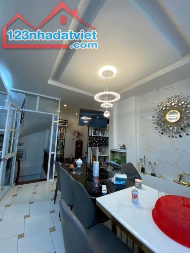 💥 NHÀ ĐẸP PHỐ VIP - TT BA ĐÌNH - NGÕ NÔNG CÁCH PHỐ VÀI BƯỚC CHÂN - MỘT NHÀ RA OTO TRÁNH- - 1