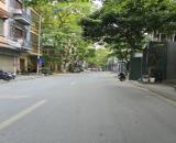 Bán nhà mặt phố quận Cầu Giấy sổ vuông, mặt tiền đẹp giá bằng mặt ngõ