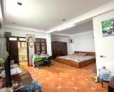 Cần bán nhà Kim Mã - 4 tầng - 47m2 - ngõ thông - lkinh doanh