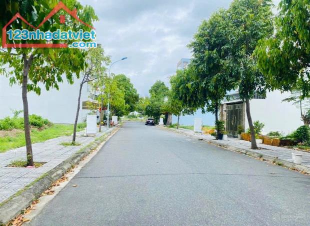 CẦN BÁN LÔ ĐẤT 02 MẶT TIỀN ĐƯỜNG T5 KHU ĐT AN BÌNH TÂN, TP NHA TRANG GIÁ 5,750 TỶ