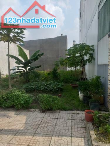 Bán lô đất nằm trong KDC Cát Tường Phú Thạnh, 4x20 ( 80m2), giá 1ty050, shr,xây dựng tự do