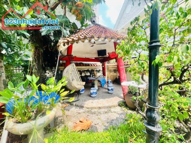 Bán vila sân vườn đẹp. 2 tầng Cách mặt Tiền quốc lộ 13 cũ 15M Hẻm Thẳng Xe Hơi Sổ Vuông - 3