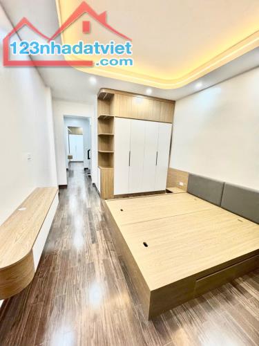 🔥 CẦU GIẤY BÁN NHÀ MỚI, NGÕ KINH DOANH TẤP NẬP, CHỦ THÂN THIỆN, SỔ CẤT KÉT SẴN SÀNG GIAO - 3