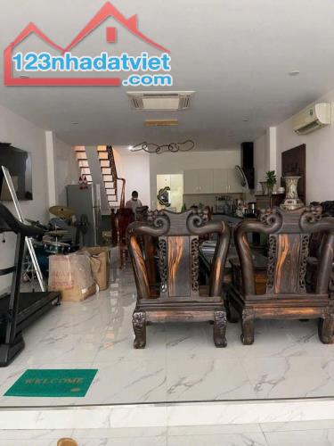 BÁN NHÀ KIỀU ĐÀM - NGANG 5M - ĐƯỜNG XE HƠI TRÁNH NHAU - 793 TRẦN XUÂN SOẠN, P. TÂN HƯNG - 2