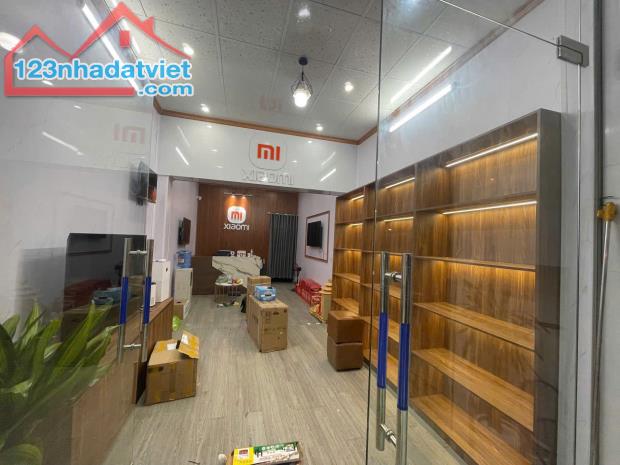 CHO THUÊ NHÀ Ở NGUYÊN CĂN MẶT BẰNG KINH DOANH VỊ TRÍ ĐẸP TẠI TP THANH HOÁ - 2
