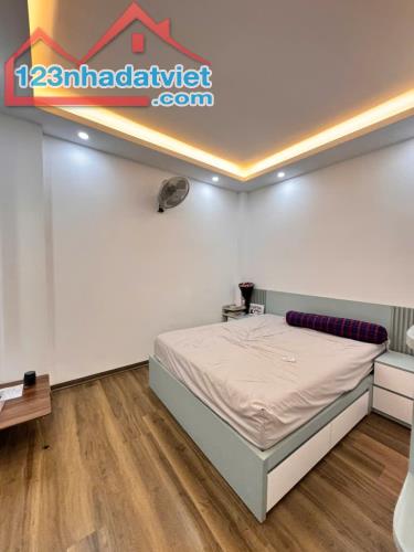 HÀNG HIẾM Ô TÔ NGỦ TRONG NHÀ: 38m2, 5 tầng, 8x tỷ, Chủ tặng nội thất Luxury 700 triệu. - 3