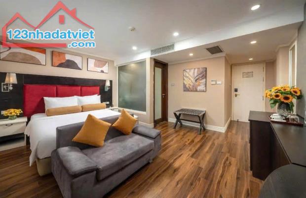 BÁN KHÁCH SẠN DÒNG TIỀN HƠN 5 TỶ MẶT PHỐ HÀNG BÔNG 172M2 - 9 TẦNG - 5M MẶT TIỀN - 220 TỶ - 2