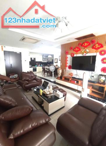 📕BÁN CHUNG CƯ CAO CẤP MADARIN GARDEN HOÀNG MINH GIÁM, CẦU GIẤY 130M2, 3 PHÒNG NGỦ, 2VS - 2