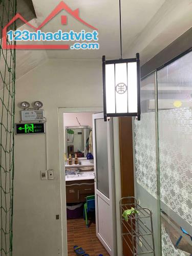 mình bán gấp căn nhà khu phân lô học viện cảnh sát cổ nhuế - 3