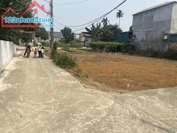 Lô góc hai mặt tiền siêu hiếm, nở hậu, có khả năng phân lô ở Bình Yên, Thạch Thất, Hà Nội. - 4