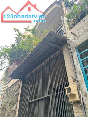 Nhà 2 tầng sát hẻm ô tô Hưng Phú P10 Q8 giá 4.8 tỷ - 3