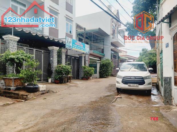 Bán nhà phường Tam Hiệp gần chợ Tân Mai hẻm xe hơi sau Rita Võ sổ hồng 128m2 giá 4.35 tỷ - 5