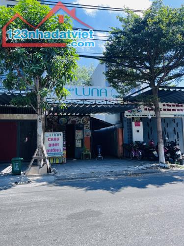 Chính chủ gởi bán đất đường 7m5 Mẹ Thứ lên số nhà 252 thuộc Hoà Xuân - Vị trí kinh doah