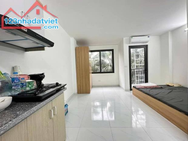Bán tòa nhà 6T thang máy Đường Láng Ô Tô 134m2, 20p cho thuê dòng tiền 1,8 tỷ/năm - 2