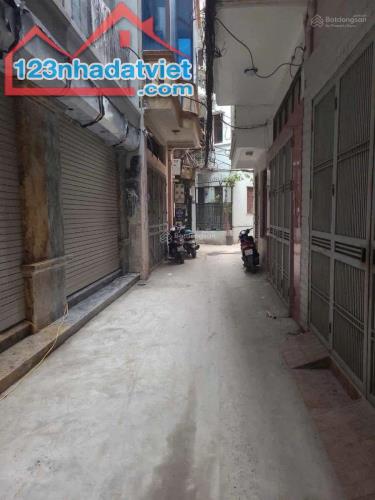 Bán nhà Võ Thị Sáu, 41m2, MT 4m, ô tô vào nhà, thang máy, giá 17.8 tỷ - 1