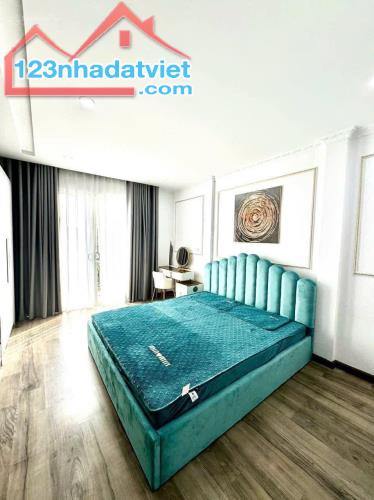 Bán nhà Võ Thị Sáu, 41m2, MT 4m, ô tô vào nhà, thang máy, giá 17.8 tỷ - 3