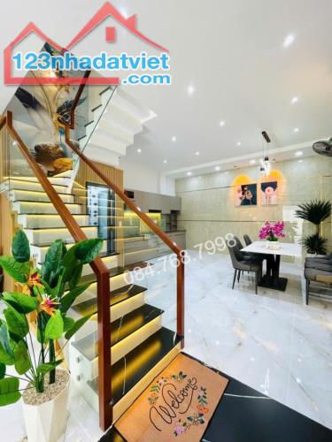 BÁN NHÀ 4 TẦNG, 5.7x8, 4 PHÒNG NGỦ, GÒ VẤP - GIÁ HỜI 6.5 TỶ - VỊ TRÍ VÀNG LÊ VĂN THỌ - 2
