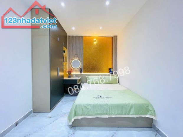 BÁN NHÀ 4 TẦNG, 5.7x8, 4 PHÒNG NGỦ, GÒ VẤP - GIÁ HỜI 6.5 TỶ - VỊ TRÍ VÀNG LÊ VĂN THỌ - 3
