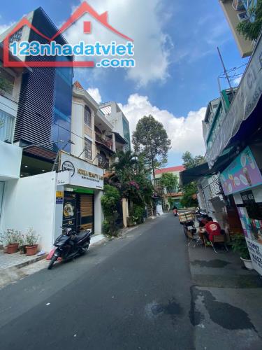Biệt thự MT Nguyễn Thành Ý - DT: 7,2*16 - hầm, 4 tầng - 43 tỷ TL(Khan hiếm) - 1