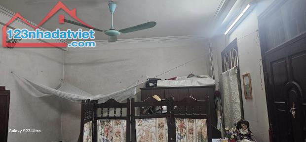Mặt ngõ 124 Vĩnh Tuy (Đại học Kinh doanh và Công nghệ), 130m2 MT 6m giá 33 tỷ, 0985868893 - 1