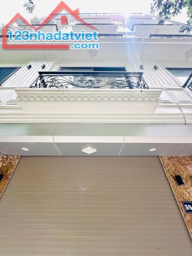 Bán Nhà Cổ Nhuế Bắc Từ Liêm 34m 6Tầng 5.6tỷ Cạnh Trường MN C1 Cổ Nhuế