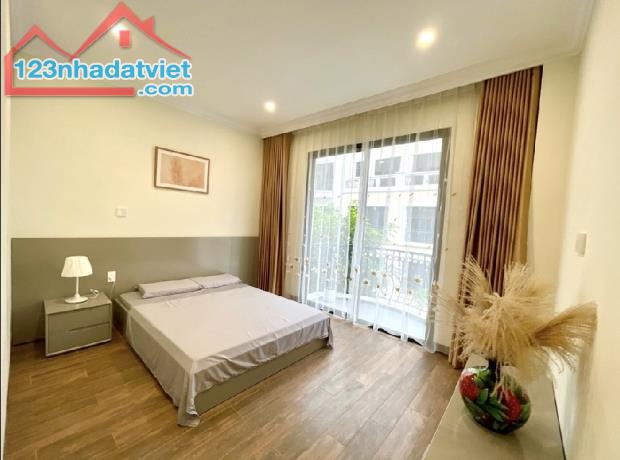 BÁN ĐẤT TẶNG NHÀ 3 TẦNG Ở NGAY - NỘI THẤT ĐẦY ĐỦ  CHỈ NHỈNH 50TR/M  TẠI ĐA TỐN ( GIA LÂM - 4