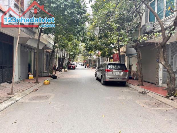 BÁN CĂN LÔ GÓC VĂN QUÁN, 2 MẶT ĐƯỜNG VỈA HÈ , KINH DOANH VĂN PHÒNG CỰC ĐỈNH 14 TỶ - 1