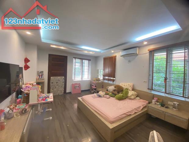 [GẤP] Bán nhanh BT bán đảo Linh Đàm view hồ lộng gió 200 m2 sổ đỏ giá rẻ 46 tỷ - 3