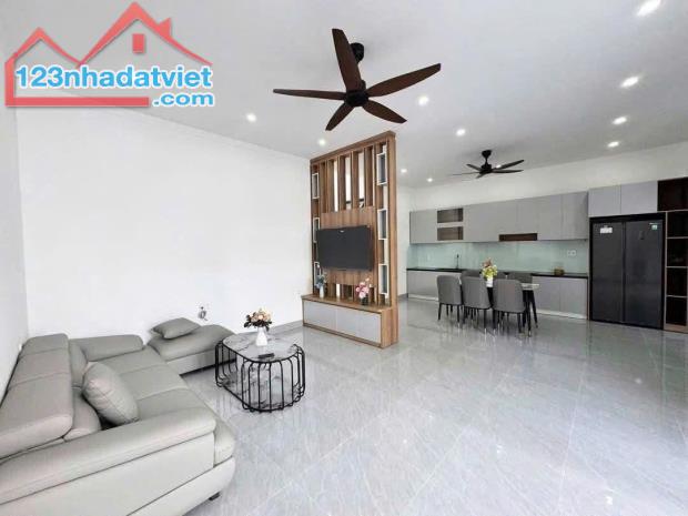 SIÊU PHẨM BIỆT THỰ MINI 7x15 SỔ HỒNG RIÊNG GẦN BIÊN HOÀ - 3