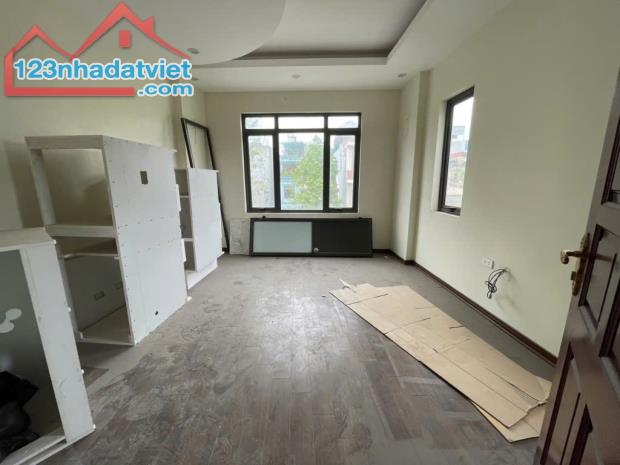 Bán MẶT PHỐ Minh Khai, Trương Định 42m 5 Tầng - KD mọi mặt hàng đỉnh cao - LÔ GÓC - GIÁ - 1