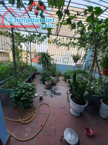 Bán nhà ngõ 5 Văn La diện tích 45m2x 3 tầng mặt tiền 4.5m2 tỷ giá 5 tỷ - 1
