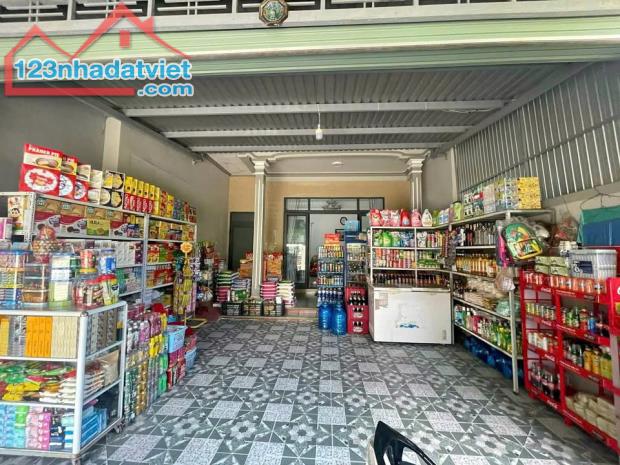 Bán Nhà 2 Tầng Mặt Tiền Kinh Doanh Lê Đại Hành, Gần Chợ Tây Lộc
