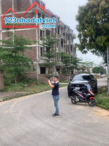 BÁN GẤP CĂN BIỆT THỰ LIỀN KỀ TẠI KHU ĐÔ THỊ THIÊN MÃ, CỔ ĐÔNG, SƠN TÂY - 2