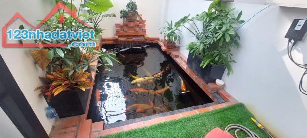 Bán nhà Phố Hồng Tiến, Vị Trí Đắc Địa, Gara, Bể Cá Koi, Đẹp Như Khách Sạn 5 Sao. - 3