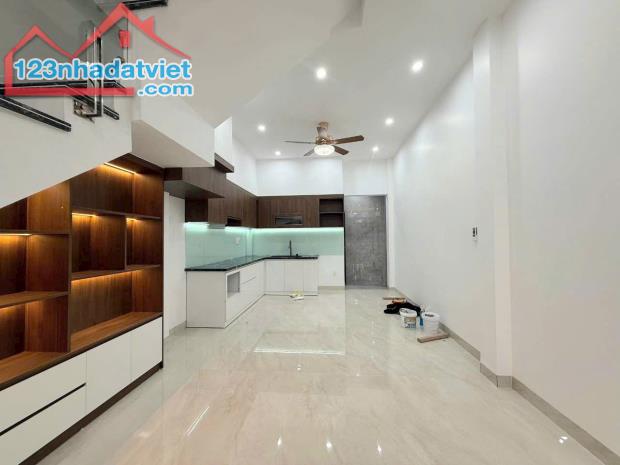 NHÀ ĐẸP TRUNG TÂM PHƯỜNG HÙNG VƯƠNG – QUẬN HỒNG BÀNG Vị trí trung tâm :2,8x tỷ - 1