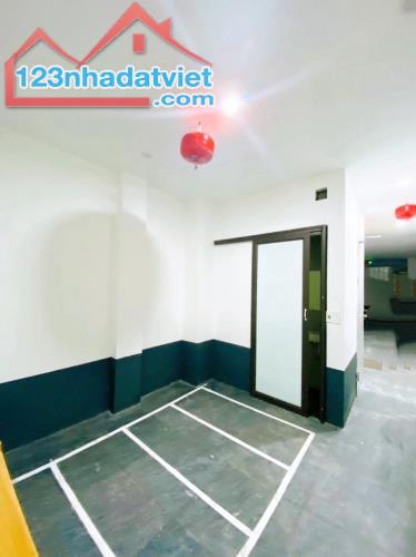 Bán CHDV tại Quan Hoa, Cầu Giấy, Hà Nội 13,9 tỷ, 60m2, PCCC đầy đủ, VF3 tận cổng, Thang Má - 1
