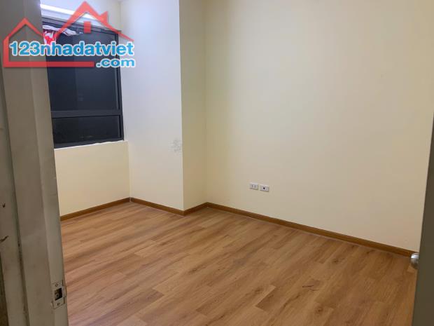 Cho thuê căn 3 ngủ cơ bản ct4 the pride, 103m, giá 10.5 triệu vào luôn - 4