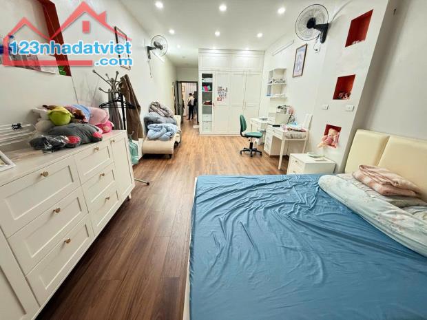 NHÀ HOA BẰNG, 2 THOÁNG, KINH DOANH, GẦN PHỐ, Ô TÔ, CHỈ 12.2 TỶ - 2